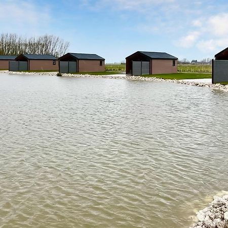 Lakeside Fishing Retreats Old Leake エクステリア 写真